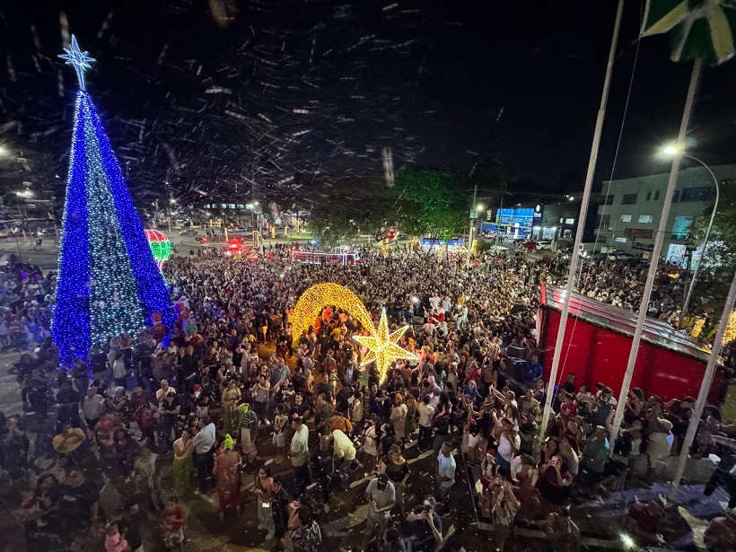 Multidão e Neve: Valinhos acende o maior Natal de sua história