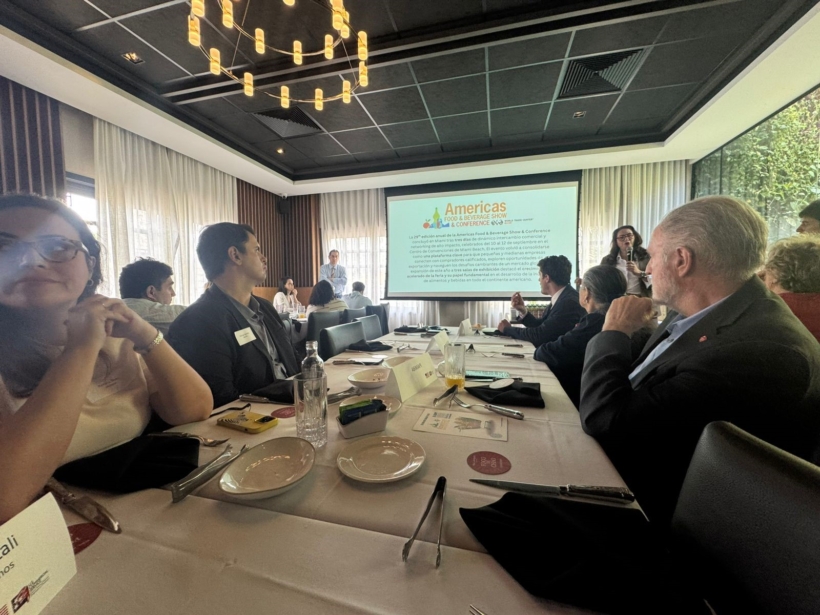 Valinhos e Consulado Americano articulam abertura de mercado para fruticultura e indústria